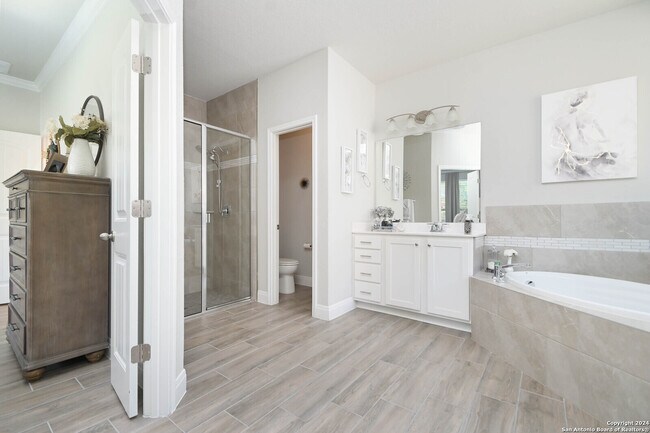 Building Photo - 446 Scenic Lullaby