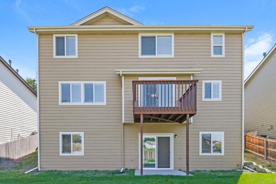 Building Photo - 10337 Severance Dr