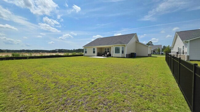 Building Photo - 506 Woodside Dr