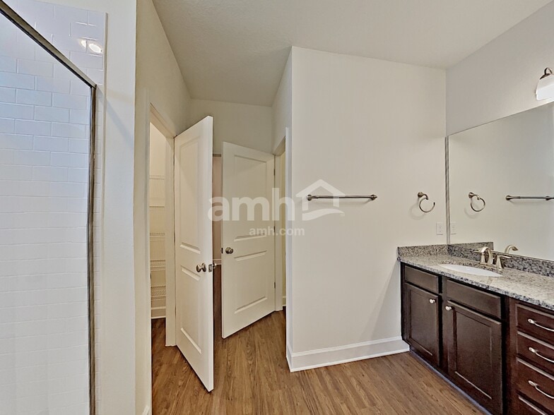 Building Photo - 1889 Silver Point