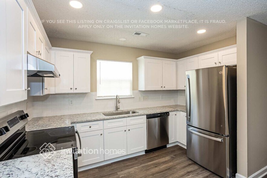 Building Photo - 2367 Marett Blvd Ext