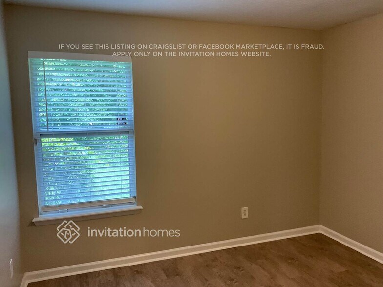 Building Photo - 8551 Crooked Tree Dr