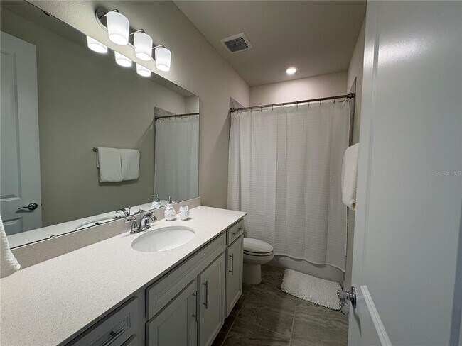 Building Photo - 8243 Fenton St