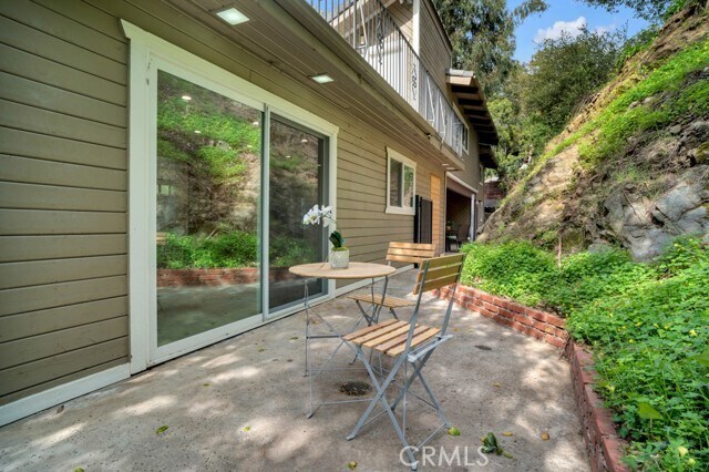 Building Photo - 850 Country Club Dr