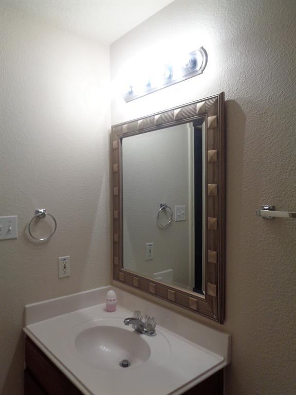 Building Photo - 12319 Chute Forest Ct