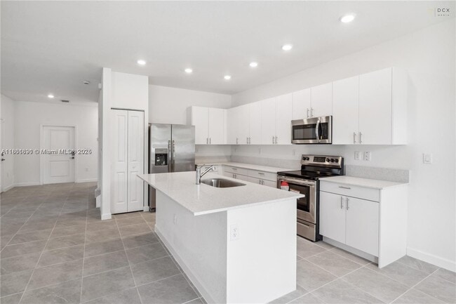 Building Photo - 14808 SW 163rd Terrace