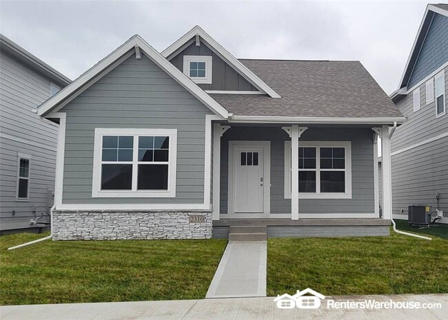 Building Photo - 2310 SW Plaza Pkwy