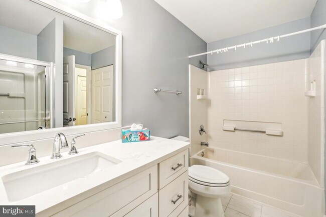 Building Photo - 14809 Pennfield Cir