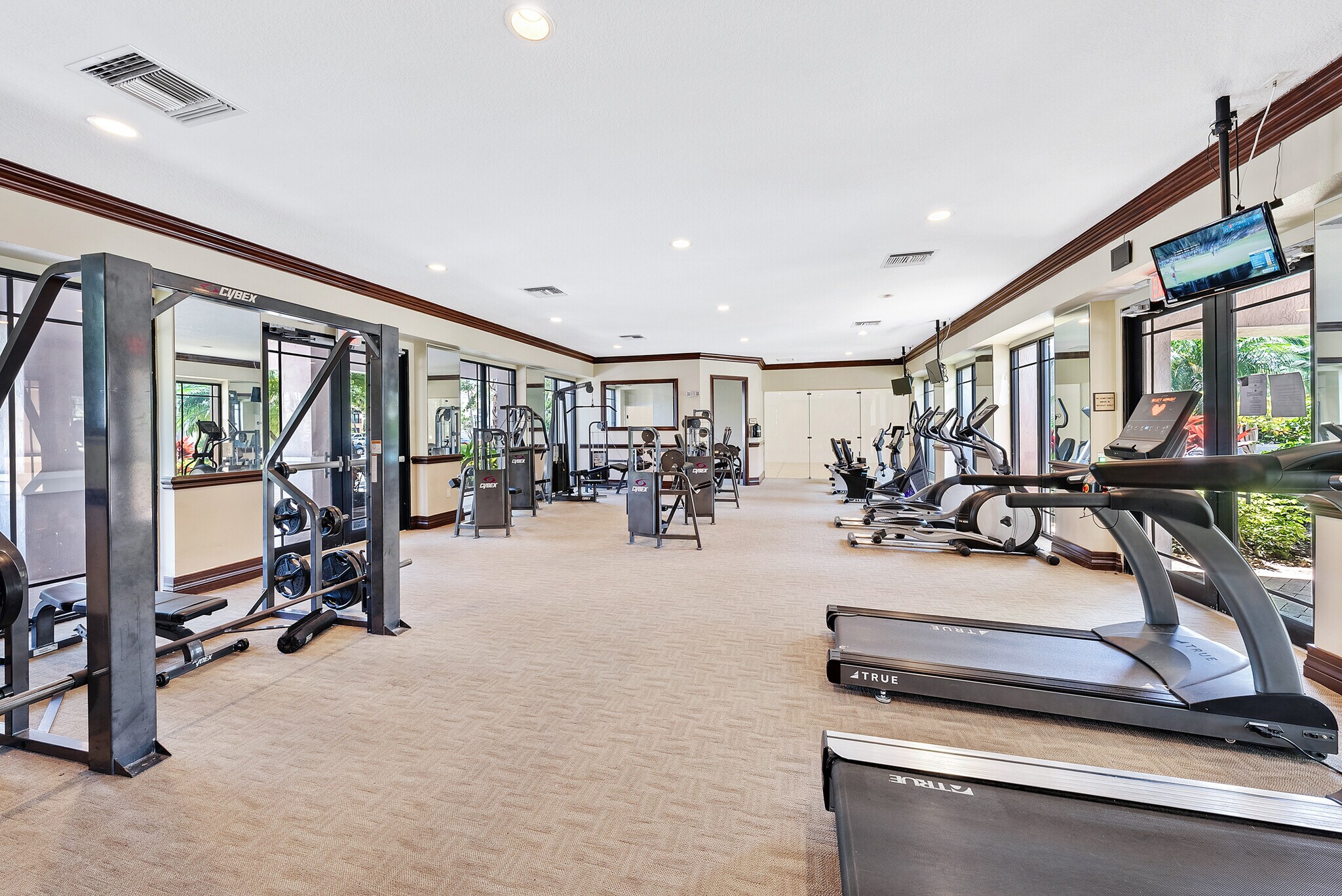 full gym - 2726 Anzio Ct