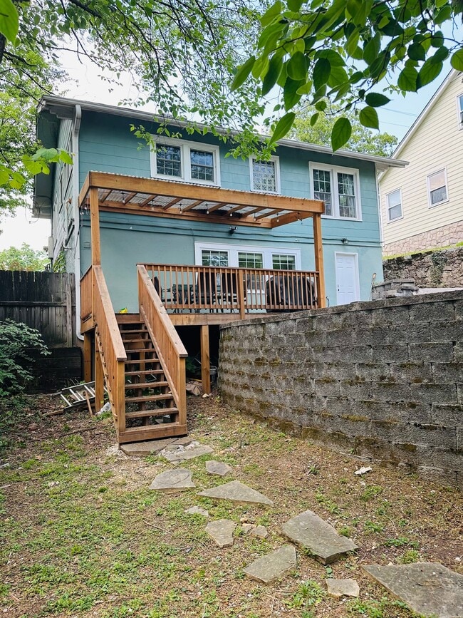 Building Photo - 708 Old Dallas Rd