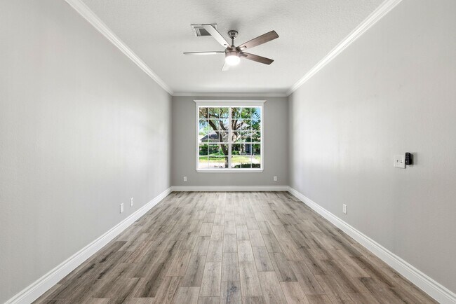 Building Photo - 6231 Presidio Canyon Dr