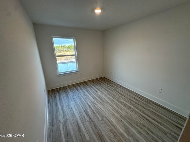 Building Photo - 280 Phillips Blf Ave