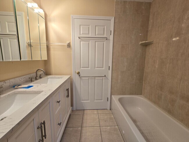 Building Photo - 3125 Irving St