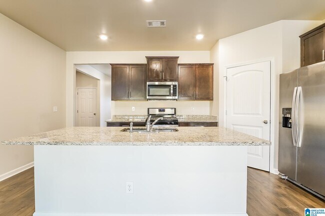 Building Photo - 4056 Pk Cv Wy