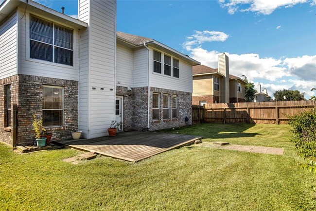 Building Photo - 4110 Bluewater Dr