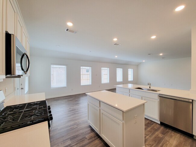 Building Photo - 15711 Vista Sutton Dr