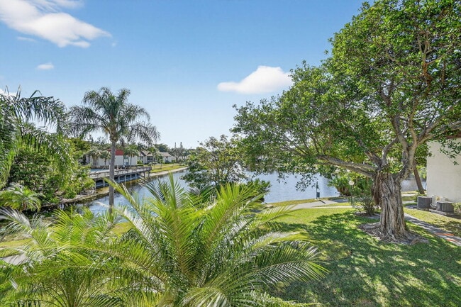 Building Photo - 4996 Sable Pine Cir