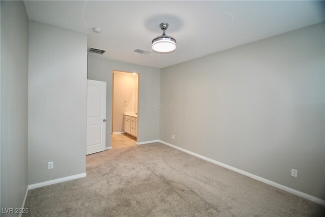 Building Photo - 4275 Tarim St