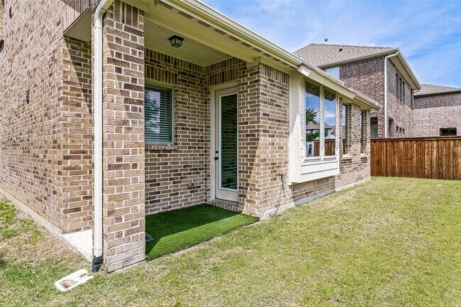 Building Photo - 242 Woodson St