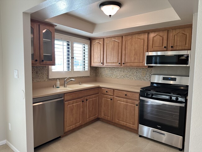 Kitchen - 41785 Largo