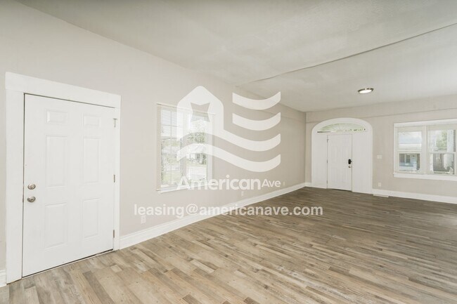 Building Photo - 2810 St Xavier St