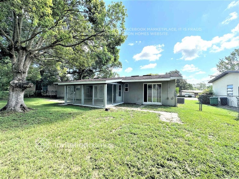 Building Photo - 1324 W Hartley Cir