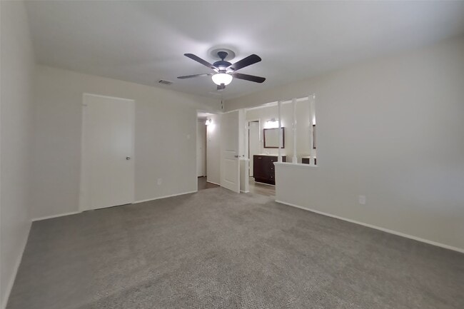 Building Photo - 24103 Palo Dura Dr