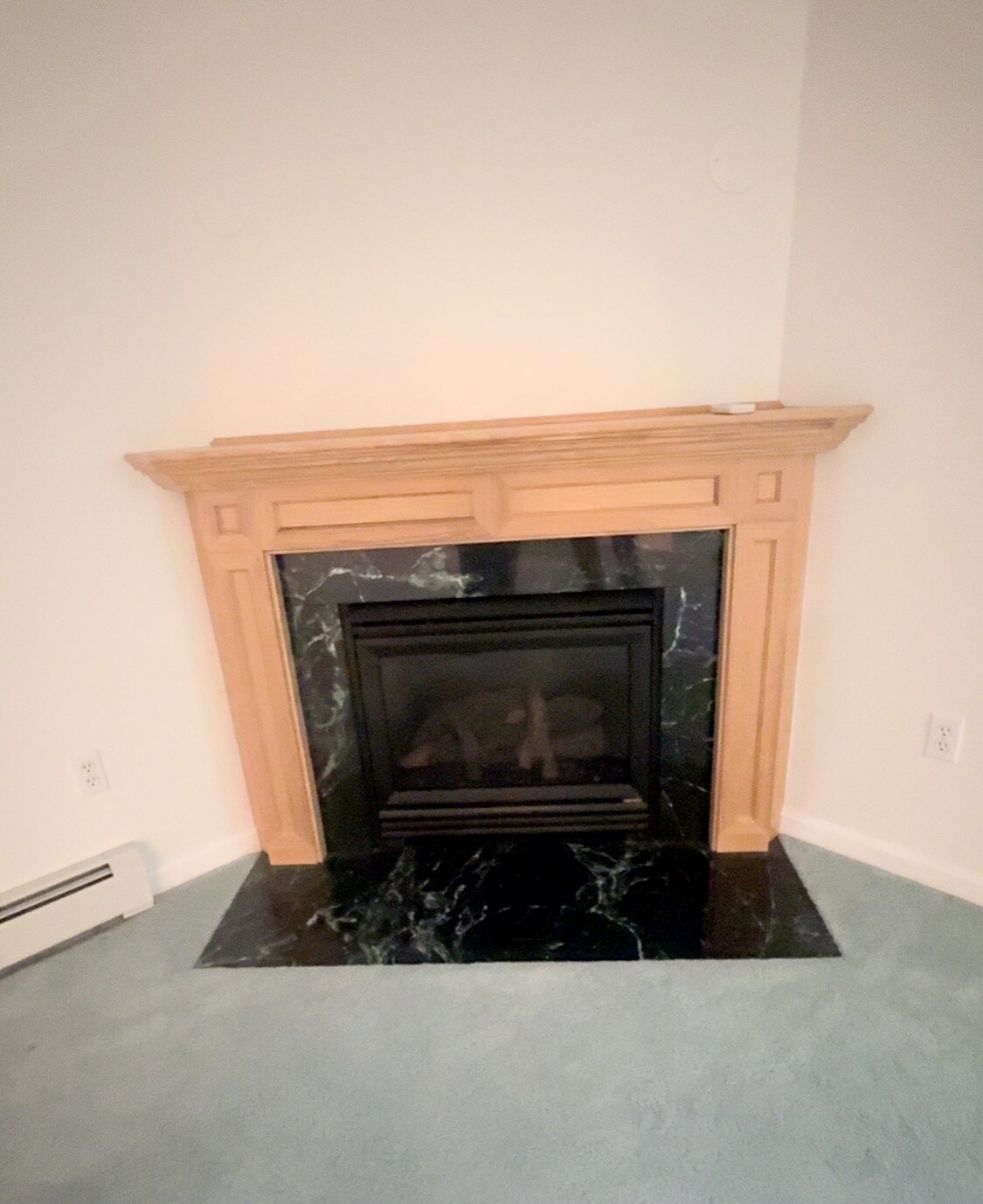 Building Photo - 94 Country Club Dr