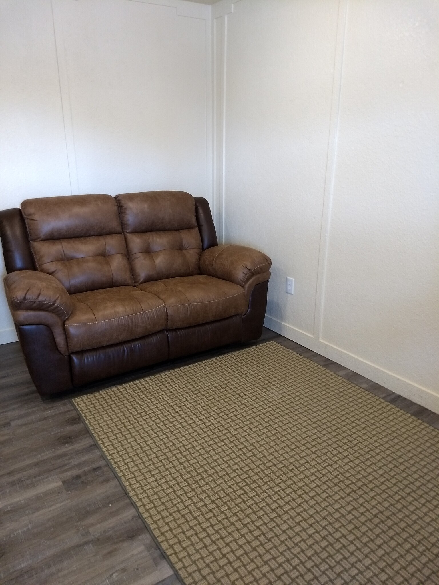 comfortable recliner couch - 10016 s hwy 81