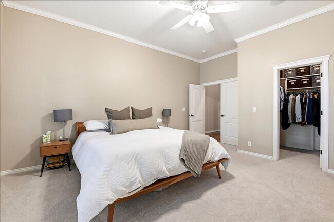 Building Photo - Luxury Living in Southeast Boise, 3-Car Garage, Hot Tub & Flexible Bonus Loft & Private/Secure Wo...