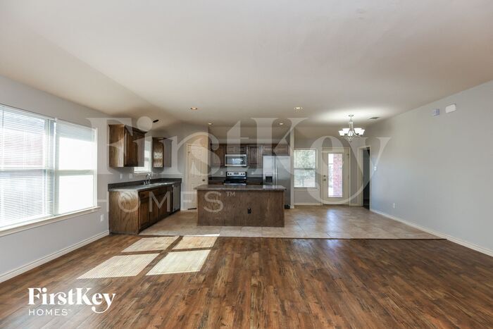 Building Photo - 519 Branchwood Dr