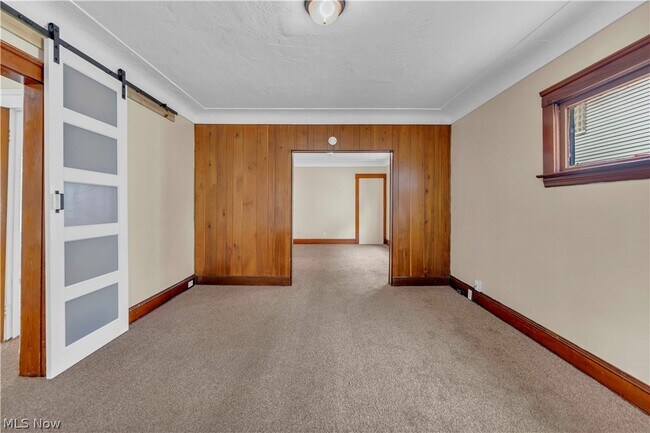 Building Photo - 3617 E 57th St