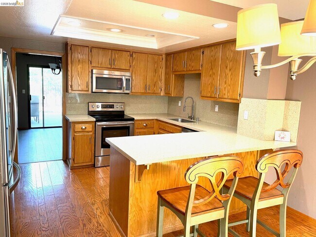 Building Photo - 1010 Camino Verde Cir