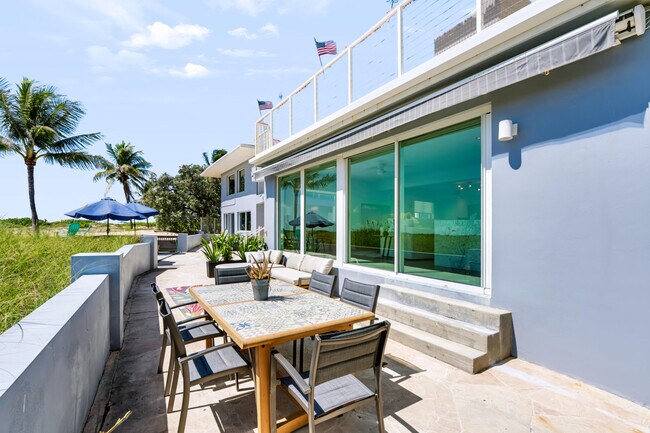 Building Photo - 604 N Ocean Blvd