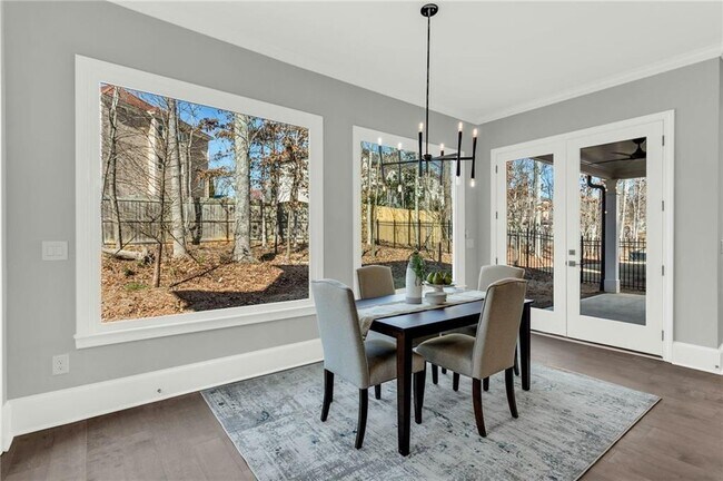 Building Photo - 909 Sunny Meadows Ln