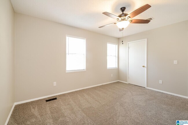 Building Photo - 5019 Shady Grove Ln