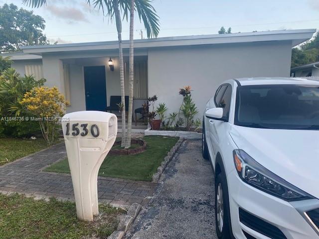 Primary Photo - 1530 NE 180th St