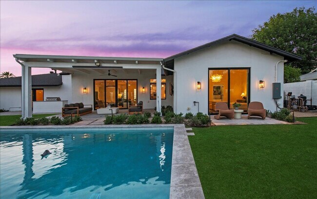 Building Photo - 3631 N 54th Ct