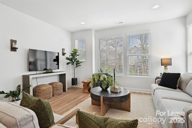 Building Photo - 6134 Wilora Lake Rd