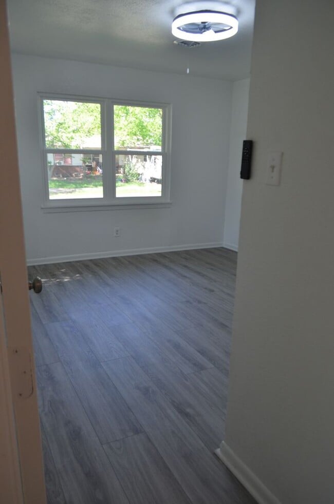 Building Photo - Call this Home!