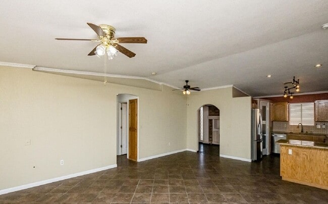Building Photo - 3967 Breakwater Dr