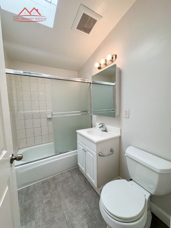 Building Photo - 18731 Hanna Dr