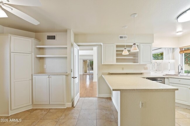 Building Photo - 10077 E Calle De Cielo Cir