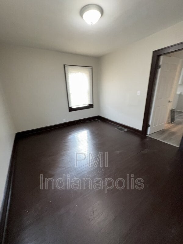 Building Photo - 2036 Southeastern Ave