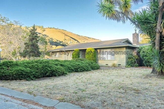 Building Photo - 27045 Meadows Rd