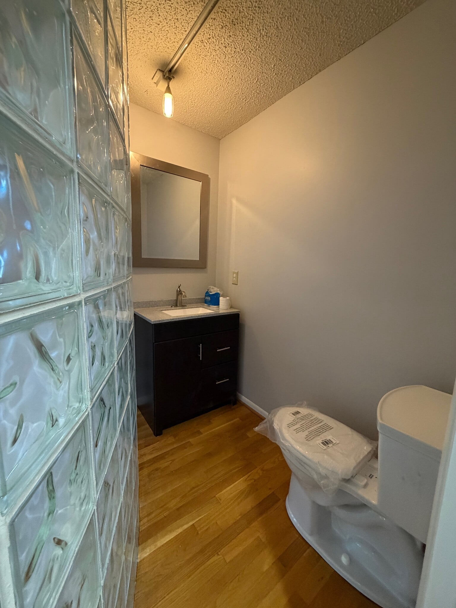 Building Photo - 1091 Harrison Ave