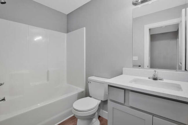 Building Photo - 4761 E 45th St N
