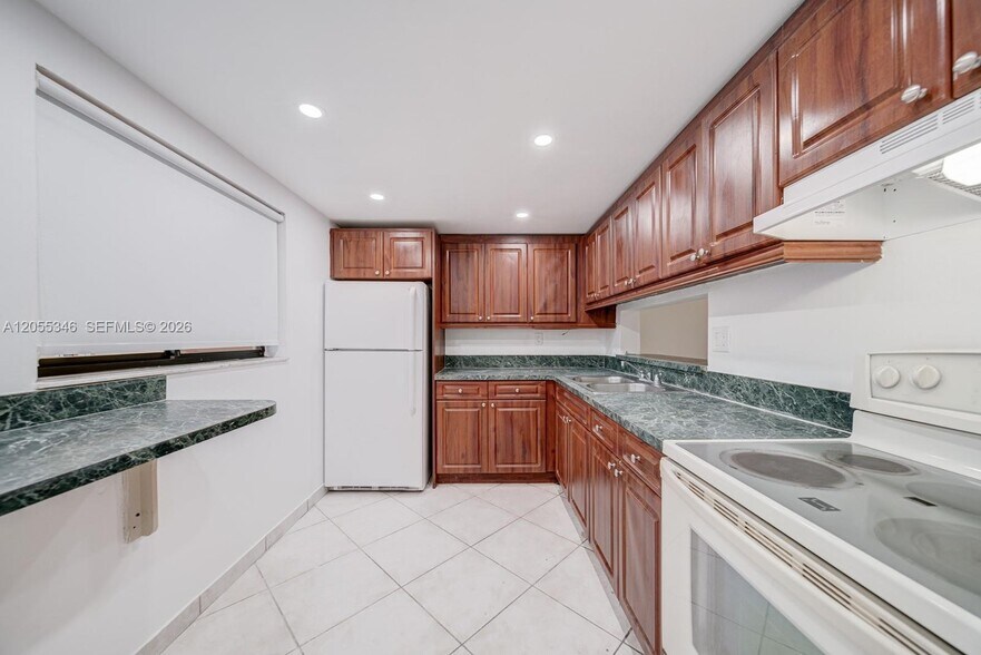 Building Photo - 8420 SW 133rd Avenue Rd