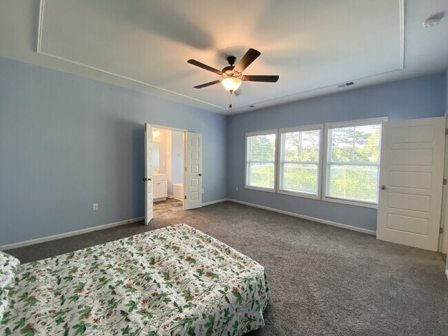 Building Photo - Welcome to Lake Life! Four Bedroom, Single...