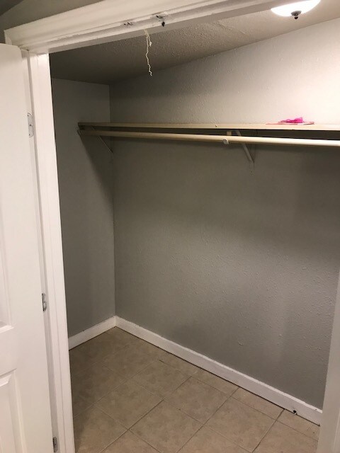 Building Photo - 46 Private Rd 51321